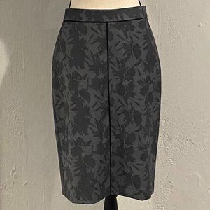 Banana Republic Grey Flower Print Pencil Skirt [NWT]